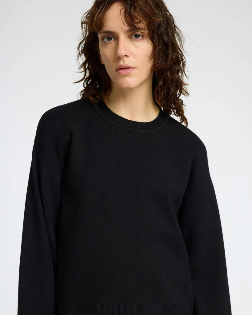 Selected Femme • Kamma LS Knit O Neck Pullover Black