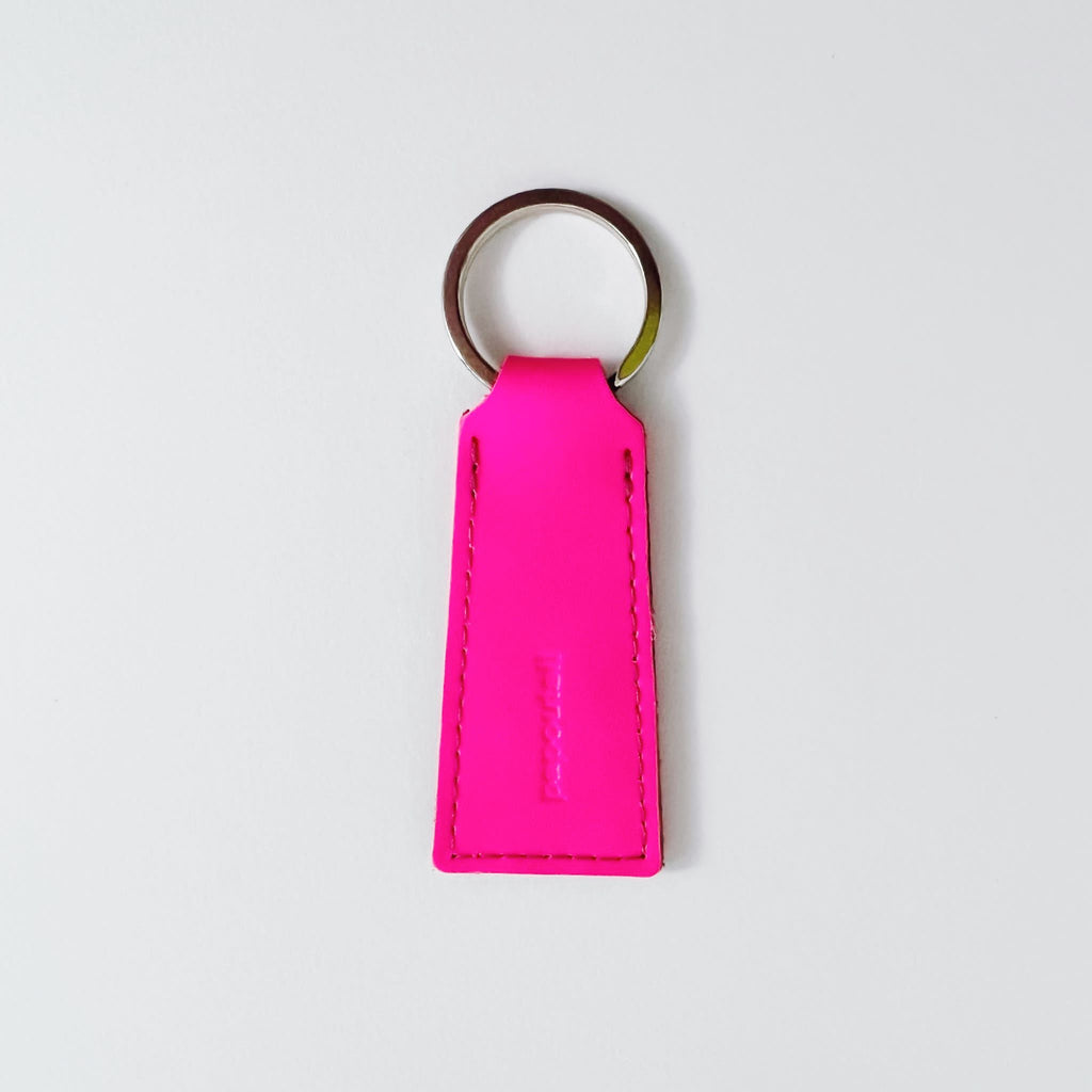 Papoutsi • Schlüsselanhänger Flach Neon Pink