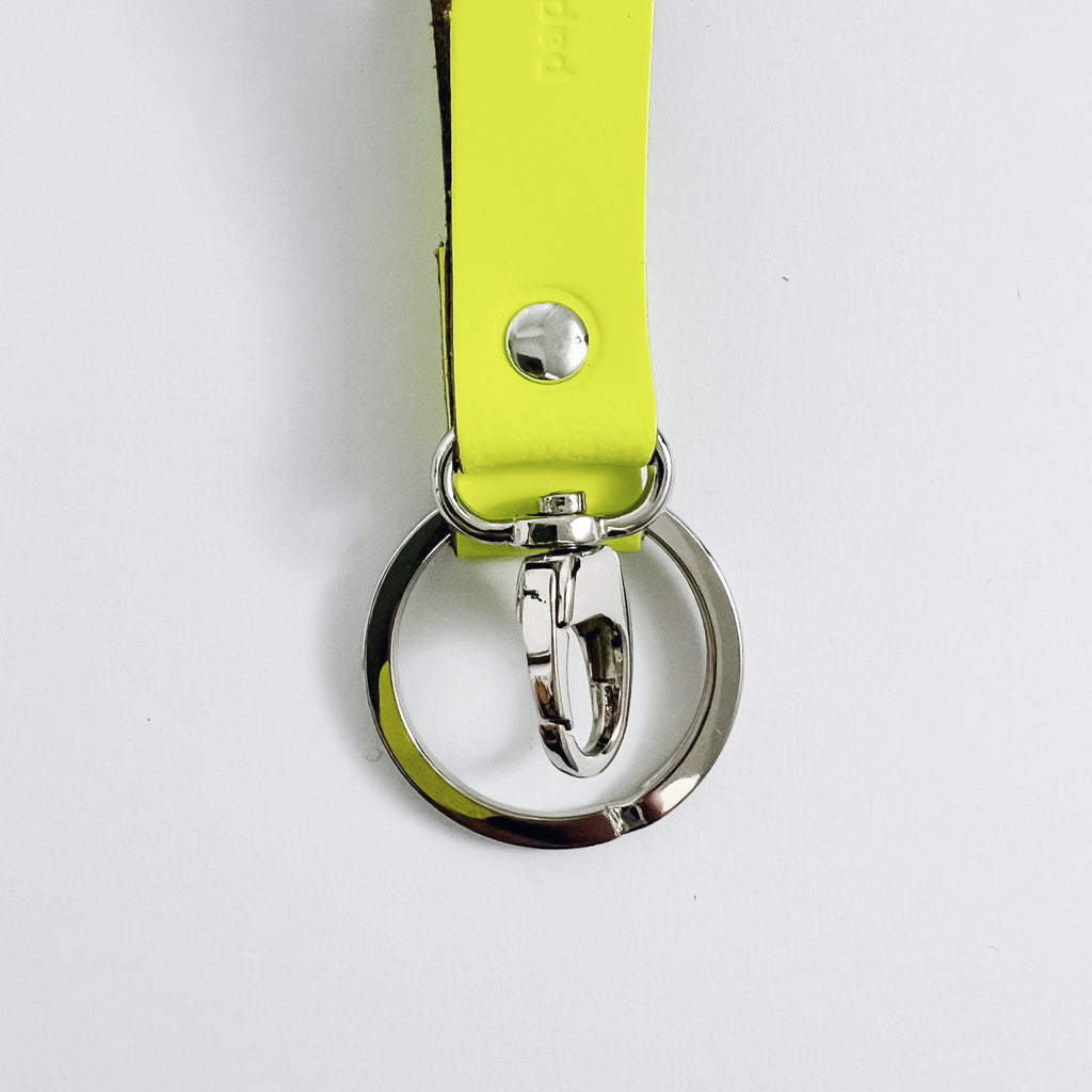 Papoutsi • Schlüsselanhänger Shorty Neon Gelb